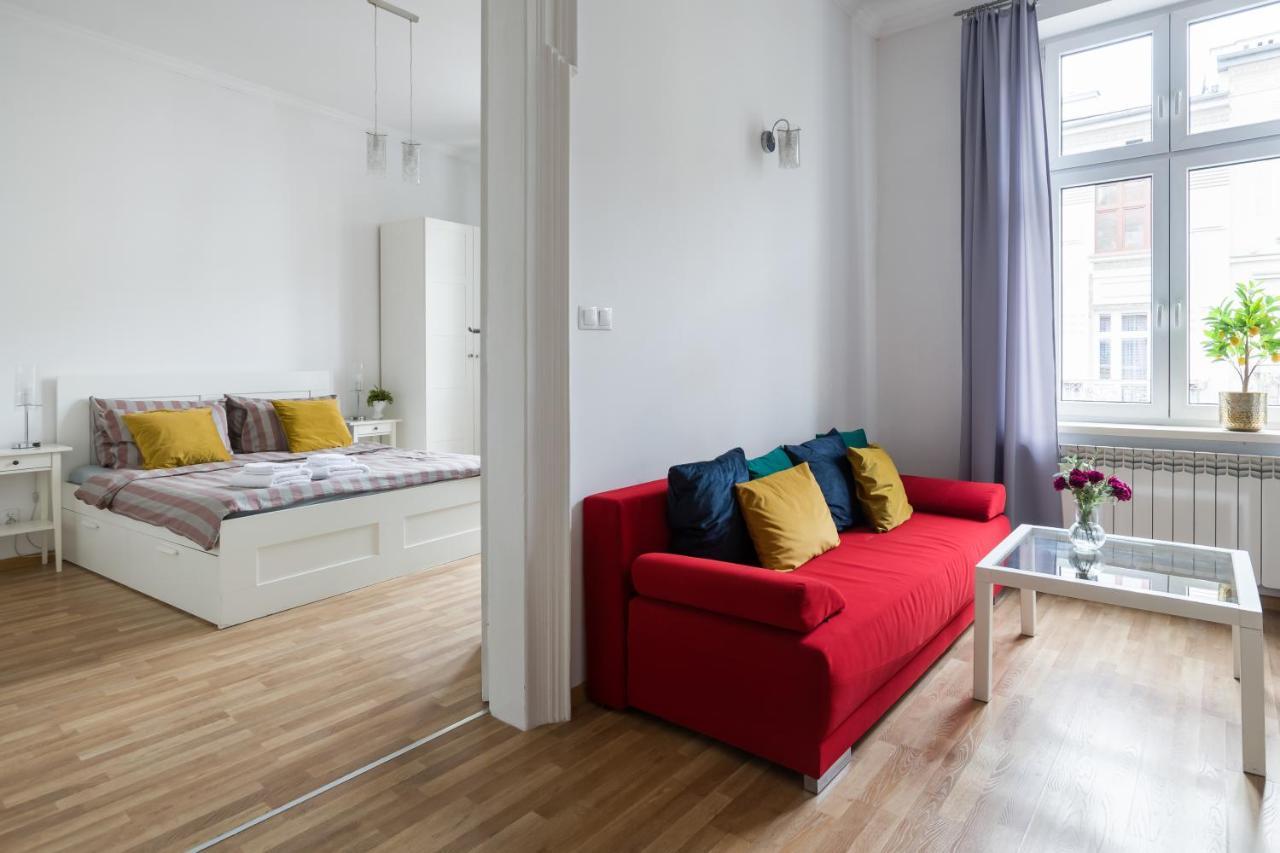 Discover Krakow Apartments - 3 Rakowicka St - Classic Apartments Near Main Station - Netflix Exterior photo