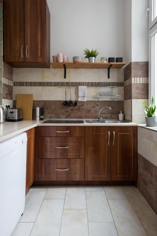 Discover Krakow Apartments - 3 Rakowicka St - Classic Apartments Near Main Station - Netflix Exterior photo
