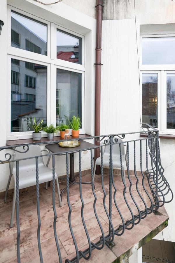 Discover Krakow Apartments - 3 Rakowicka St - Classic Apartments Near Main Station - Netflix Exterior photo