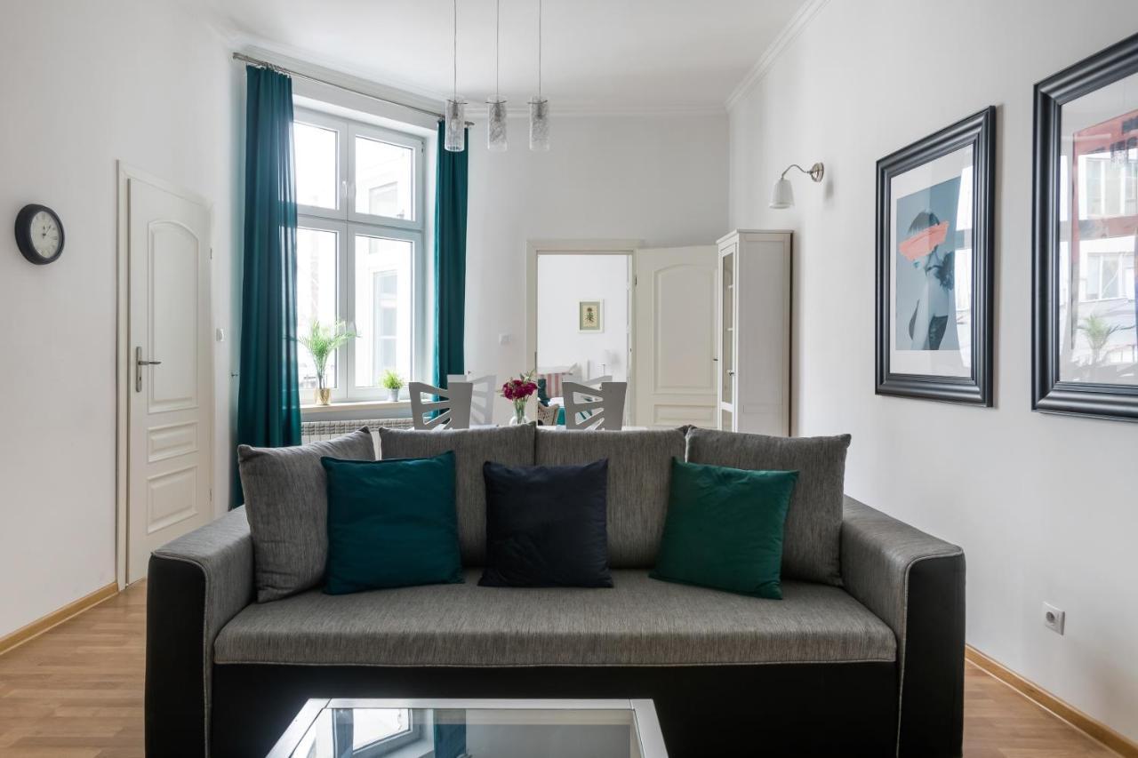 Discover Krakow Apartments - 3 Rakowicka St - Classic Apartments Near Main Station - Netflix Exterior photo